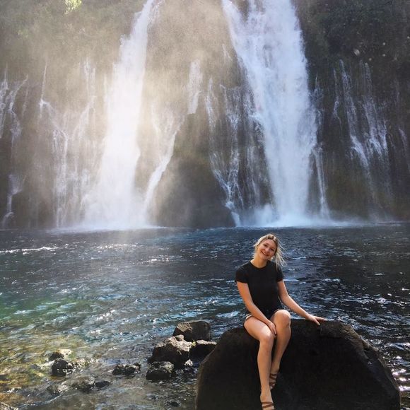 Meet your Posher, Hailey - Picture 1 of 1